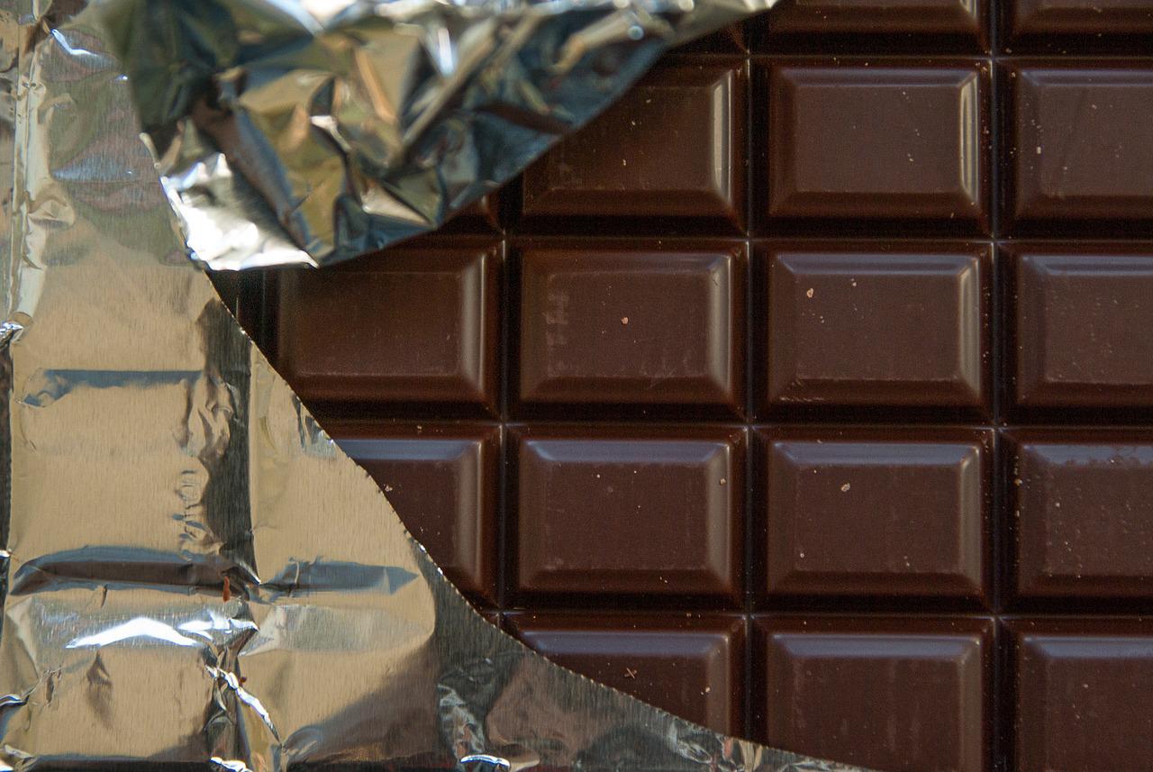 ריקול למוצרי שוקולד של שטראוס עלית בשל הימצאות סלמונלה. תסמינים של החיידק. צילום: Pixbay Jacqueline maco